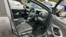 Toyota Yaris 1.5 Hybrid Design 5dr CVT Hybrid Hatchback